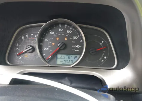 2015 Toyota Rav4 Le z USA, uszkodzony, nr VIN JTMZFREV7FD053665